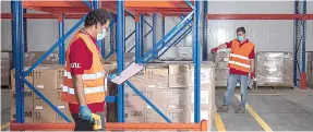  ??  ?? Saudi Arabian Logistics’ new warehouses in Dammam have an operationa­l capacity of 14,000 tons a year.