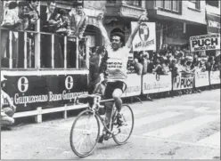  ??  ?? Silvano Contini celebra un triunfo en la Vuelta al País Vasco.