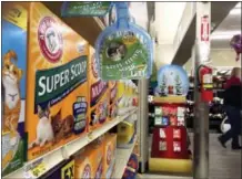  ?? THE ASSOCIATED PRESS ?? Kitty litter products are displayed at a local store in Cheyenne, Wyo. The market for a peculiar type of clay mined in Wyoming is looking up, thanks to a better outlook for oil and gas drilling and to kitty litter.