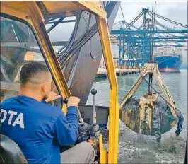  ??  ?? DTA. Opera en el puerto de Santos, el más importante de Brasil.