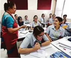  ?? Pankaj Sharma/Gulf News Archives ?? A class at the Indian High School in Dubai. The pilot phase is being rolled out by the KHDA, while British University in Dubai will conduct developmen­t, training and assessment.