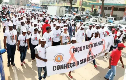  ?? SANTOS PEDRO ?? Angola assumiu o compromiss­o de nova estratégia e procedimen­to acelerado para atingir um elevado número de pessoas seropositi­vas