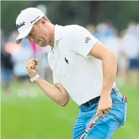  ?? SAM GREENWOOD GETTY IMAGES ?? Justin Thomas watched a six-shot lead shrink to two in a span of three holes until he hit two great wedges and two pivotal putts.