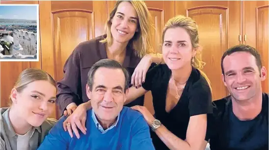  ?? IG ?? José Bono con sus hijos: Sofía, Ana, Amelia y José, que son el centro de su vida