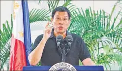  ??  ?? Philippine­s President Rodrigo Duterte delivers a speech on Friday.