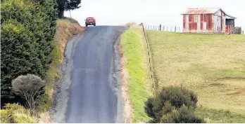  ?? Photo / John Stone ?? Anyone with concerns about the safety of a rural road can get in touch with Federated Farmers.