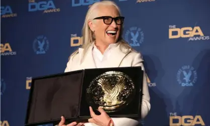  ?? ?? Jane Campion accepts a DGA Award in Beverly Hills on Saturday. Photograph: Mario Anzuoni/Reuters