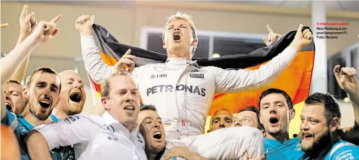  ??  ?? V mistrovské euforii Nico Rosberg je poprvé šampionem F1. Foto: Reuters