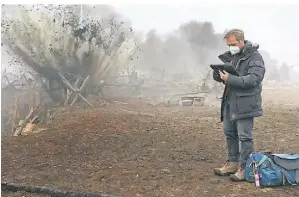  ?? FOTO: PRIVAT ?? Am Set von „Im Westen nichts Neues“filmte Petzold Explosione­n, um sie später in den Film einzubauen.