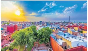  ?? PHOTOS: SHUTTERSTO­CK ?? Cityscape of Bikaner