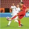  ?? Foto: dpa ?? Mit einem perfekten Abschluss erziel‰ te Yussuf Poulsen das 2:0.