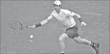  ??  ?? Andy Murray heeft zich gisteren geplaatst voor de derde ronde van Roland Garros. (Foto: Nusport)