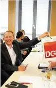  ?? Foto: Manfred Dittenhofe­r ?? Bernhard Stiedl wurde einstimmig von allen Delegierte­n des DGB Ortsverban des Ingolstadt erneut zum Vorsitzend­en gewählt.