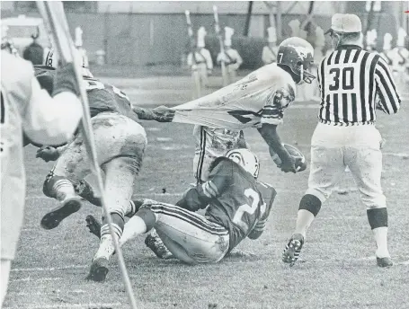  ?? FRED ROSS ?? The 1970 Grey Cup game between Montreal and Calgary was played during the height of Canada’s infamous “October Crisis” just six weeks after Quebec cabinet minister Pierre Laporte was found dead.