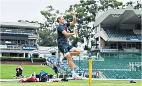  ??  ?? In the groove: Stuart Broad practises at the Wanderers ahead of the final Test