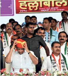  ?? CHANDU PALKAR ?? TOP HEAVY Sharad Pawar at an NCP ‘halla bol’ rally in Pune, June 10