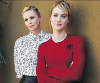  ?? CHRIS PIZZELLO/THE ASSOCIATED PRESS ?? Charlize Theron, left, and Mackenzie Davis were both eager to work with Jason Reitman and Diablo Cody, who share a love of brave storytelli­ng and unconventi­onal tales.