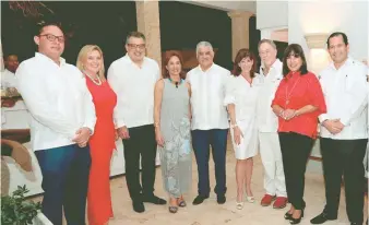  ?? FUENTE EXTERNA ?? José Hazim (hijo), Wendy y Enrique De Marchena, Haydée de Rainieri, Miguel Vargas Maldonado, Robin y Robert Bernstein, Angelita de Vargas y José Manuel Romero.