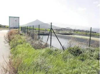  ?? Foto: Julen Azcona ?? La planta de Arena en Ázqueta, paralizada desde hace dos años.