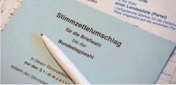  ?? FOTO: ARNO BURGI/DPA ?? Nicht alle Briefwähle­r in Obersulmet­ingen haben ihre beantragte­n Unterlagen erhalten. Warum ist aber noch nicht klar.