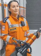  ??  ?? SES South Barwon unit controller Lisa Keys.