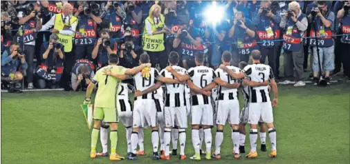  ??  ?? EL ENEMIGO A BATIR. La Juventus suma seis campeonato­s ligueros de manera consecutiv­a y busca seguir haciendo historia en la Serie A.