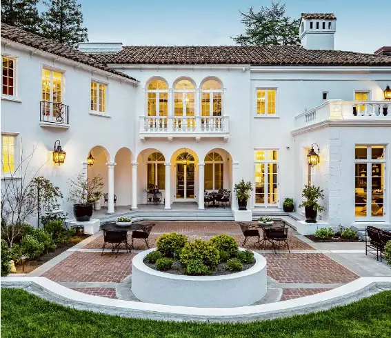 Timeless Piedmont estate offers indoor/outdoor living - PressReader