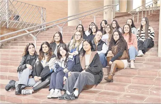  ?? CARLOS GUERRERO ?? Estudiante­s en la Escuela Técnica Superior de Ingeniería de Telecomuni­cación e Ingeniería Informátic­a de la Universida­d de Málaga.
