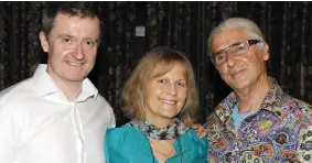  ??  ?? Joe McGowan pictured with Soyara and Terry Oldfield prior to their concert at the Schoolyard Theatre Charlevill­e - see also Page 61.