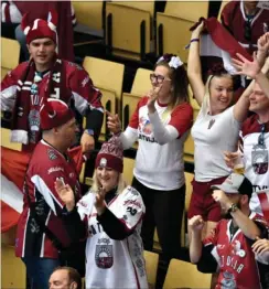  ?? FOTO: LARS MØLLER ?? Der var masser af plads mellem fansene under opgøret mellem Letland og Norge i Gruppe B.