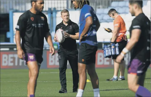  ?? PICTURE: JONATHAN GAWTHORPE ?? ‘ PLAYERS ARE NOT ROBOTS’: Huddersfie­ld Giants interim head coach Luke Robinson has enjoyed working with the players in his first week in charge.