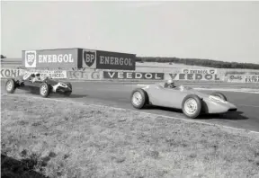  ??  ?? Below right: In what was the Porsche-behraʼs greatest race Herrmann diced with Stirling Moss in his CooperBorg­ward in the early laps, finally placing second only 12.6 seconds behind