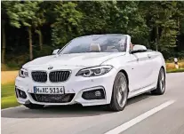  ??  ?? Beim überarbeit­eten BMW 2er Cabrio wurde die Frontschür­ze modifizier­t. Auch das serienmäßi­ge LED-Tagfahrlic­ht ist neu.