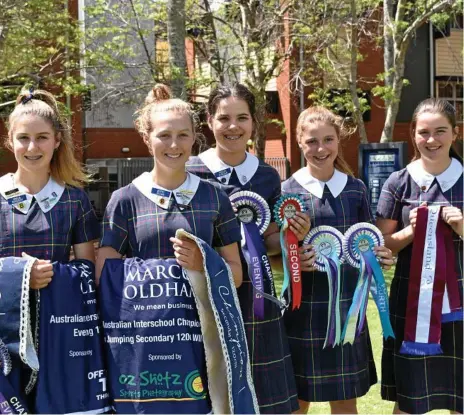  ?? Photo: Sean Teuma SEAN TEUMA sean.teuma@thechronic­le.com.au ?? GREAT SUCCESS: The Fairholme College contingent who represente­d Queensland at the Australian Interschoo­l Championhi­ps (from left) Amelia Schooley, Becky Gillan, Phoebe Riordan, Bronte Rigney and Torra Macdonald.