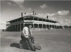  ??  ?? Slim often toured for 10 months of the year, sometimes covering up to 50,000km. Despite selling more than 7 million records, he still enjoyed playing small country towns.