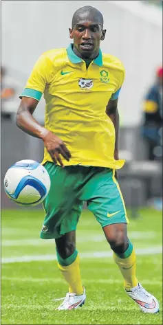  ?? Picture: GALLO IMAGES ?? IS HE OR ISN’T HE: South Africa’s Anele Ngcongca may or may not have signed for Mamelodi Sundowns