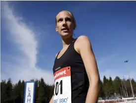  ?? FOTO: LEHTIKUVA / ANTTI AIMO-KOIVISTO ?? I april i år löpte Camilla Richardsso­n ett nytt personligt rekord på 10 000 meter i Kalifornie­n, 32.39,01. Med personreko­rdet steg hon även till femte plats i alla tiders finländska statistik.