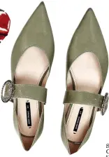  ??  ?? Metallic
points, £55.99, zara. com