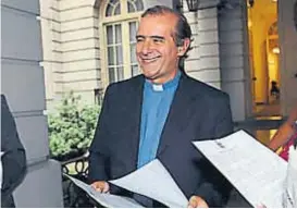  ??  ?? Oesterheld. El vocero de la Iglesia salió a poner límites.