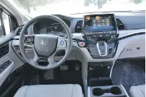  ??  ?? The 2018 Honda Odyssey Touring model boasts a spacious interior.