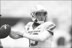  ?? ASSOCIATED PRESS ?? BOISE STATE QUARTERBAC­K Hank Bachmeier (19) warms up before the first half of a game on Nov. 29,2019 in Fort Collins, Colo.