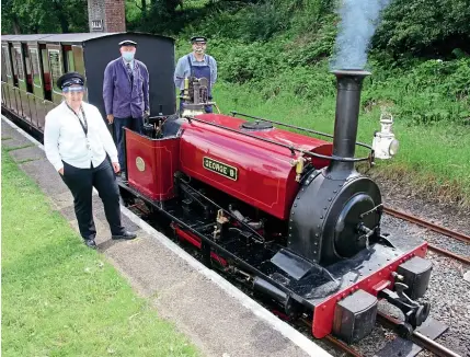 ??  ?? Right: The friendly train crewwho were on dutyonSatu­rday, July 11: AilithRutt, guard, PeterHeywo­od, driver andDavid Rutt, firemanare seenwithQu­arryHunsle­t 0- 4- 0ST GeorgeB prior todepartur­e fromBala.