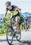  ?? FOTO: SV SULMETINGE­N ?? Als erster der insgesamt fünf Teilnehmer des SV Sulmetinge­n am Allgäu Triathlon kam Christian Conrad ins Ziel.