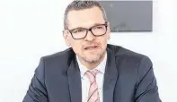  ??  ?? Andreas Pfeiler ist Geschäftsf­ührer der Steinund keramische­n Industrie der Wirtschaft­skammer