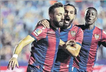  ?? FOTO: EFE ?? Morales sentenció El Levante fue mejor, pero ganó gracias a un penalti que pocos vieron