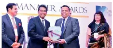  ??  ?? HNB Managing Director/ceo Jonathan Alles acceptd the award from Economic Reforms and Public Distributi­on Minister Harsha De Silva