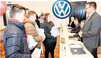 Pressreader Aller Zeitung 2018 02 01 Ig Metall Zieht Daumenschrauben An Heute Warnstreiks Bei Volkswagen