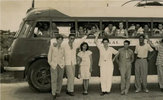  ??  ?? Estudiante­s de la Academia San Alejandro en el año 1940.