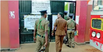  ??  ?? Security was tight at this counting centre in Hambantota. Pic by Rahul Samantha