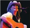  ??  ?? TERRI CLARK